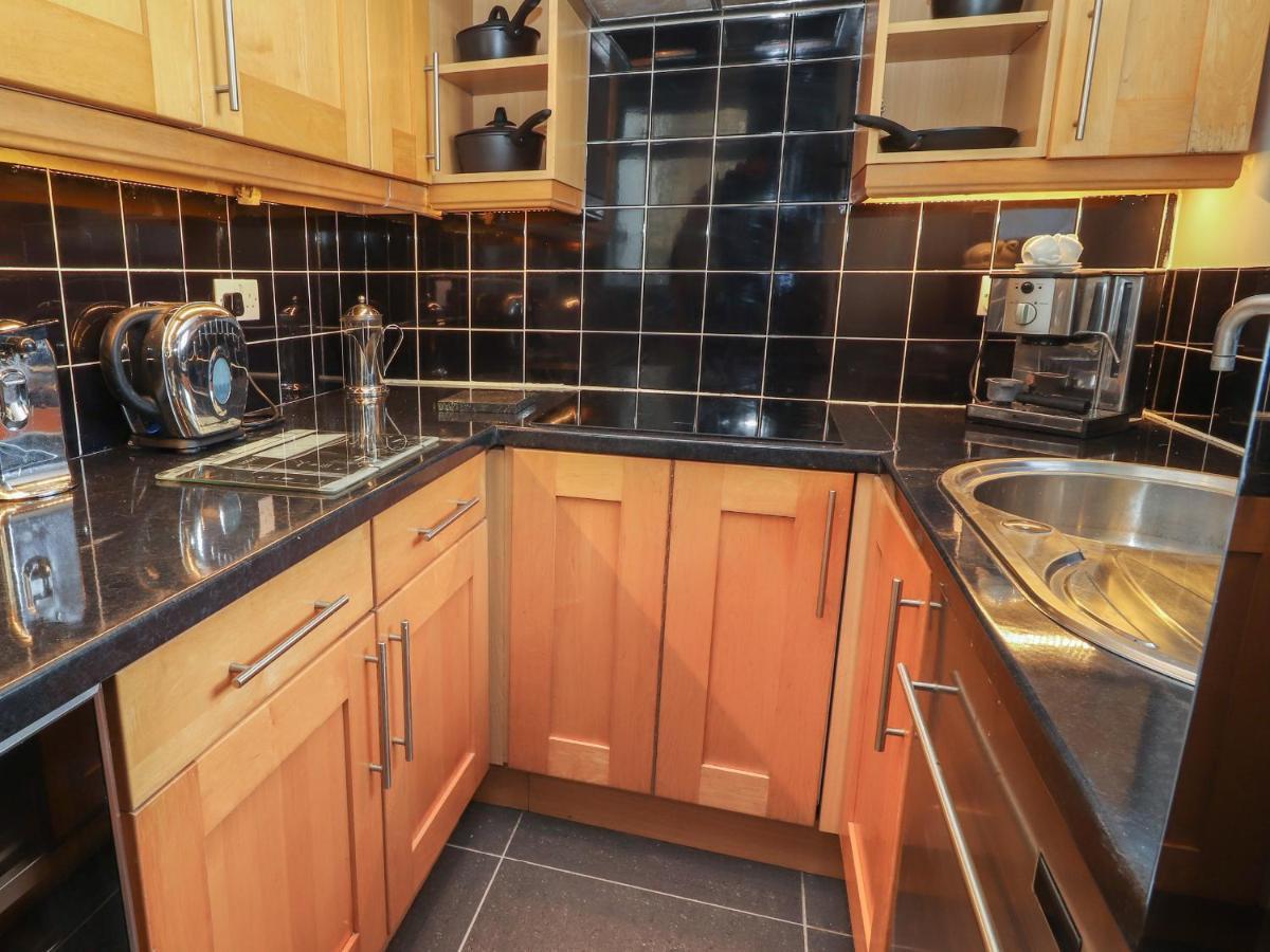 27 Green Road Wrexham Ngoại thất bức ảnh