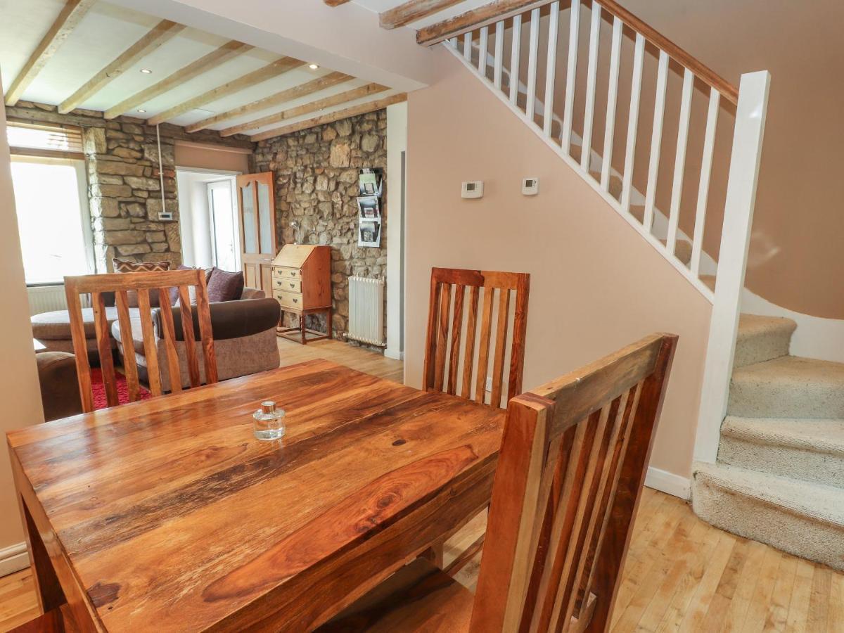 27 Green Road Wrexham Ngoại thất bức ảnh